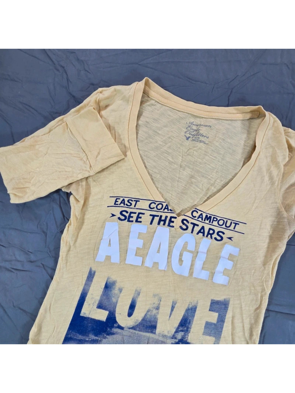 American Eagle Outfitters V-neck graphic t-shirt